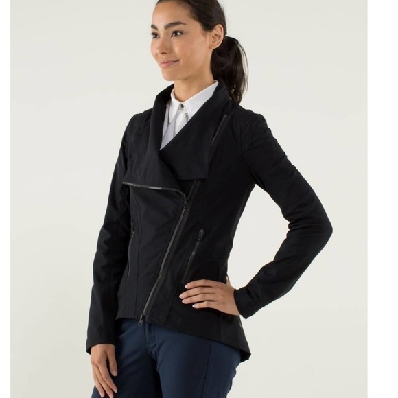 RARE Lululemon Black Urbanite Moto Asymmetrical Blazer Jacket Size 6 - Picture 1 of 15